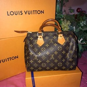 Louis Vuitton speedy 25